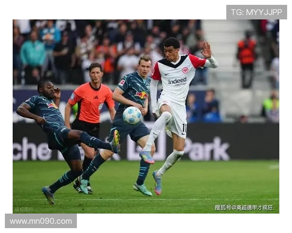 法兰克福主帅称未赛前联系埃基蒂克认为利物浦四连败只是运气不佳 法兰克福主帅称未赛前联系埃基蒂克认为利物浦四连败只是运气不佳