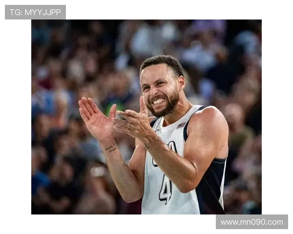 老粉慌了 库里赛前热身中圈三分精准命中震惊全场